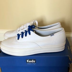 *New* Keds Triple White Size9 W